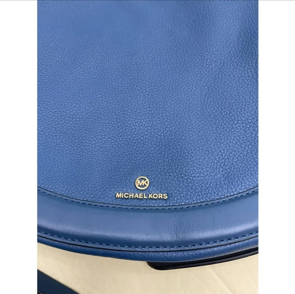 Michael kors blue pebbled leather crossbody bag with wallet‎